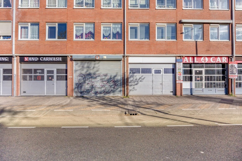 BedrijfsruimteaanWolphaertsbocht 396- 398 - 400<br/> inRotterdam