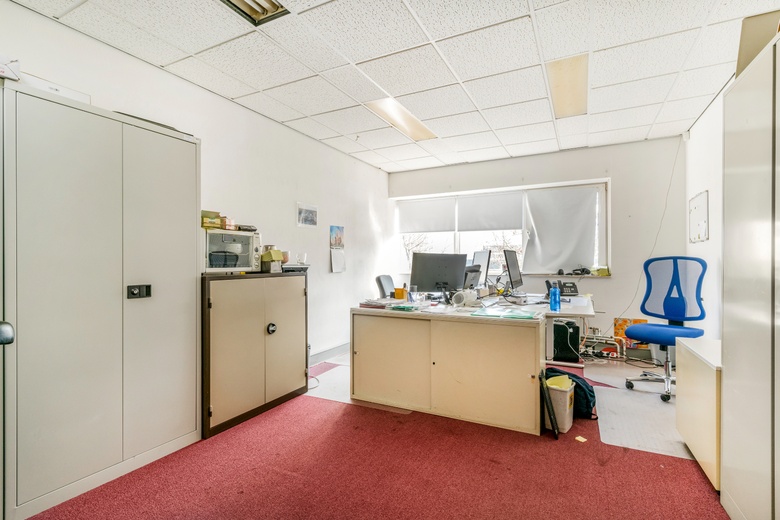 BedrijfsruimteaanVeldweg 33<br/> inHerkenbosch