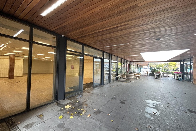 WinkelruimteaanRaadhuisplein 68 - 70<br/> inRozenburg