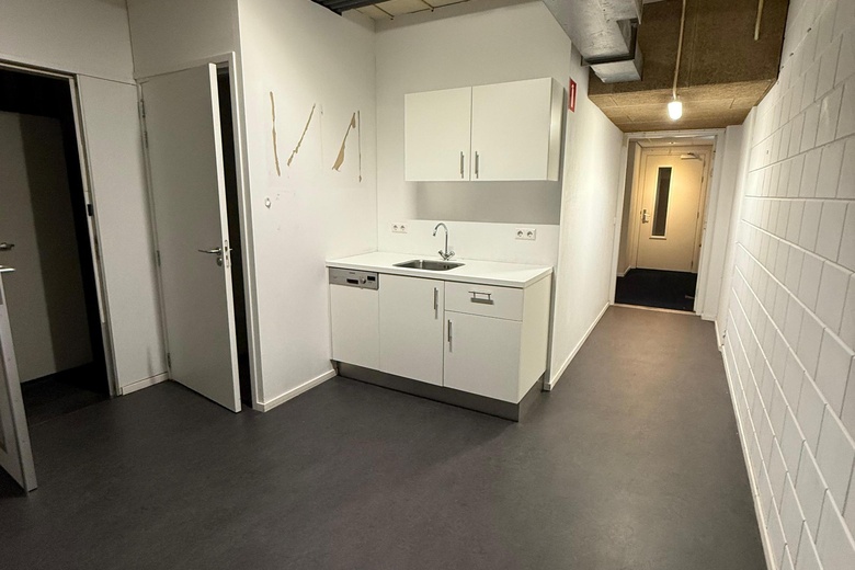 KantoorruimteaanBezuidenhoutseweg 27 - 29<br/> inDen Haag