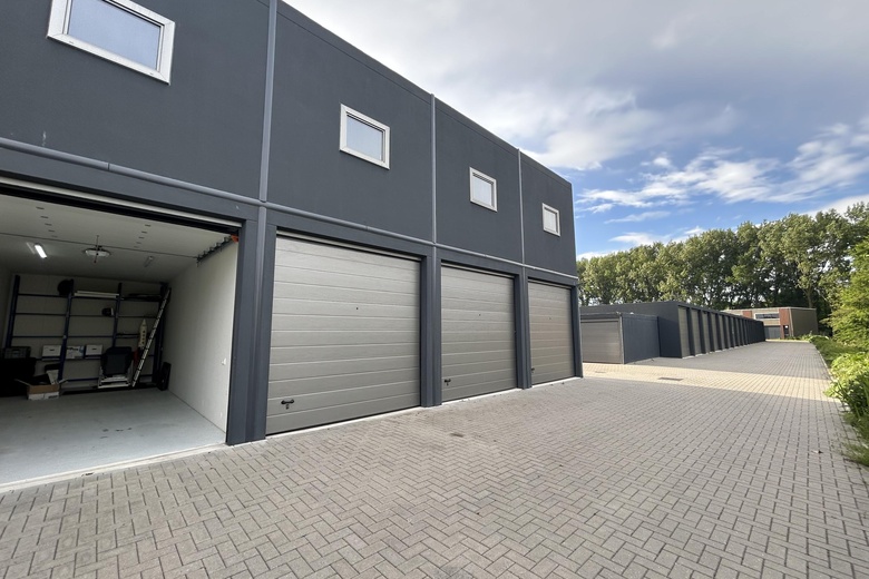 BedrijfsruimteaanTitaniumweg 134<br/> inAlphen aan den Rijn