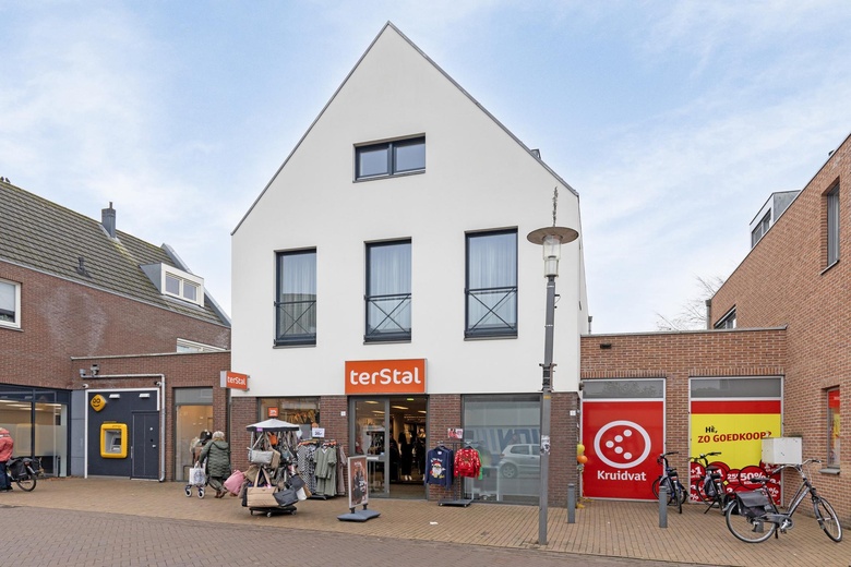 WinkelruimteaanDoetinchemseweg 1 D<br/> inVarsseveld