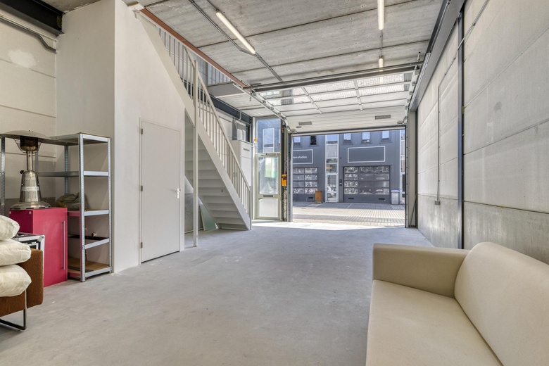 BedrijfsruimteaanIzaak Enschedeweg 44 B<br/> inHaarlem BedrijfsruimteaanIzaak Enschedeweg 44 B<br/> inHaarlem