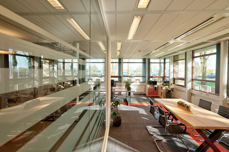 KantoorruimteaanEricssonstraat 2<br/> inRijen