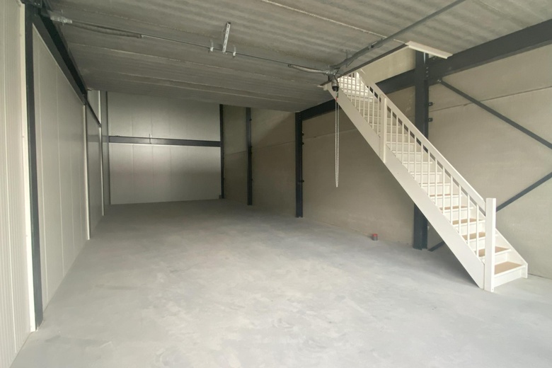BedrijfsruimteaanExpeditieweg 22 08<br/> inBoven-Leeuwen BedrijfsruimteaanExpeditieweg 22 08<br/> inBoven-Leeuwen