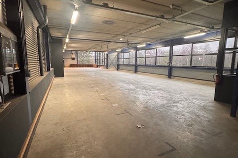 Bekijk foto 9 in  aan de  in 