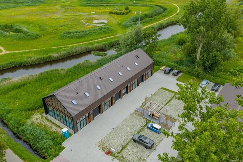 BedrijfsruimteaanNijenburgerweg 9 L<br/> inAlkmaar