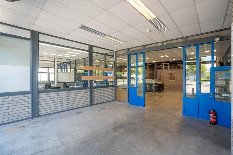 BedrijfsruimteaanDr. Nolenslaan 111<br/> inSittard