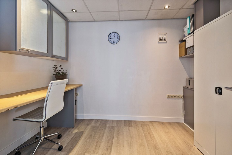 BedrijfsruimteaanWitte Paal 111<br/> inSchagen BedrijfsruimteaanWitte Paal 111<br/> inSchagen