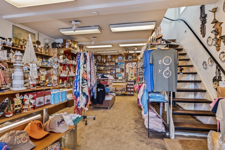 WinkelruimteaanHaven 54<br/> inVolendam WinkelruimteaanHaven 54<br/> inVolendam
