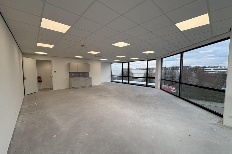 BedrijfsruimteaanAdriaan Mulderweg 12 15<br/> inEindhoven