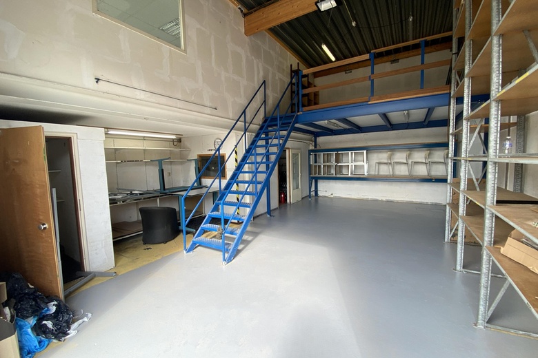 BedrijfsruimteaanJosephine Bakerstraat 8<br/> inAlmere BedrijfsruimteaanJosephine Bakerstraat 8<br/> inAlmere