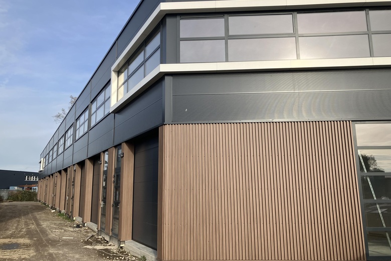 BedrijfsruimteaanAngstelkade 2 F<br/> inNieuwersluis