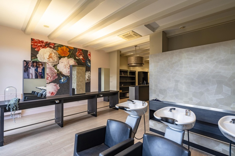 WinkelruimteaanVeerstraat 13<br/> inBussum WinkelruimteaanVeerstraat 13<br/> inBussum