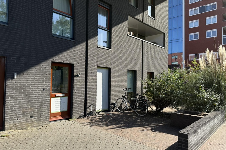Bekijk foto 1 van Groningerstraat 139 Bekijk foto 1 van Groningerstraat 139