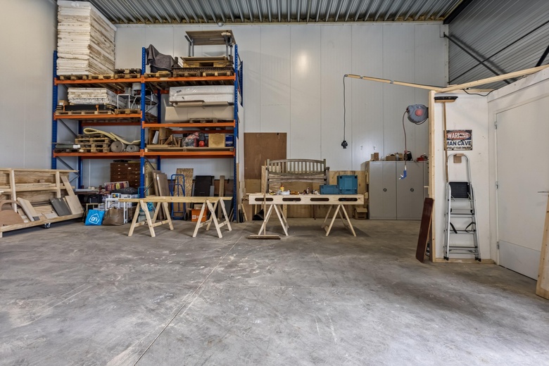 BedrijfsruimteaanFriezenweg 20<br/> inOss BedrijfsruimteaanFriezenweg 20<br/> inOss