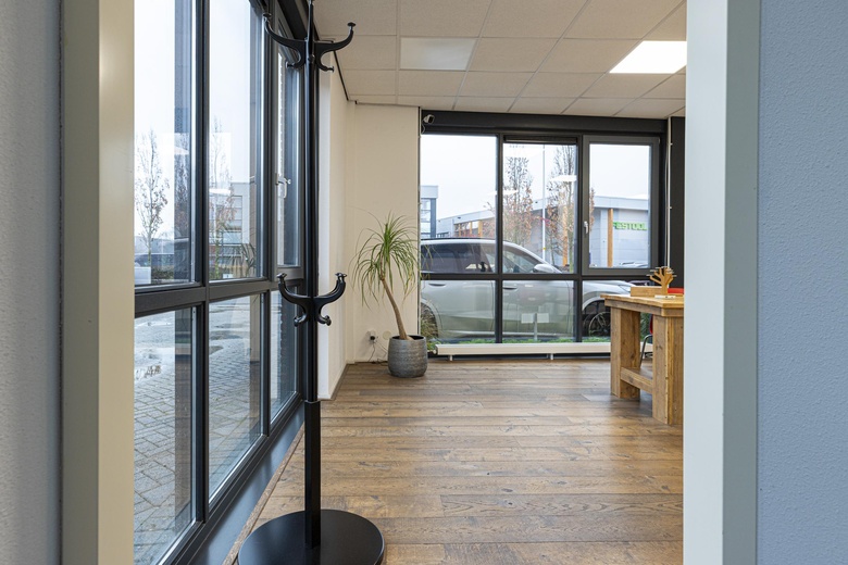 BedrijfsruimteaanCoenecoop 3 B 5<br/> inWaddinxveen