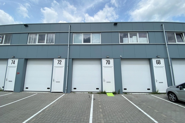 BedrijfsruimteaanZandzuigerstraat 70<br/> inAlmere