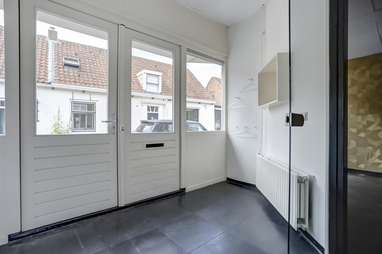 BedrijfsruimteaanJachthuisstraat 5<br/> inKloetinge BedrijfsruimteaanJachthuisstraat 5<br/> inKloetinge