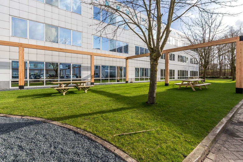 KantoorruimteaanGooimeer 2 - 4<br/> inNaarden KantoorruimteaanGooimeer 2 - 4<br/> inNaarden