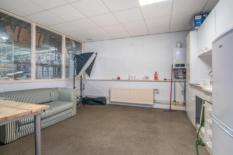 BedrijfsruimteaanHuygensweg 12<br/> inSchijndel