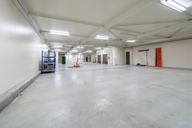 BedrijfsruimteaanPalingweg 18<br/> inBunschoten BedrijfsruimteaanPalingweg 18<br/> inBunschoten