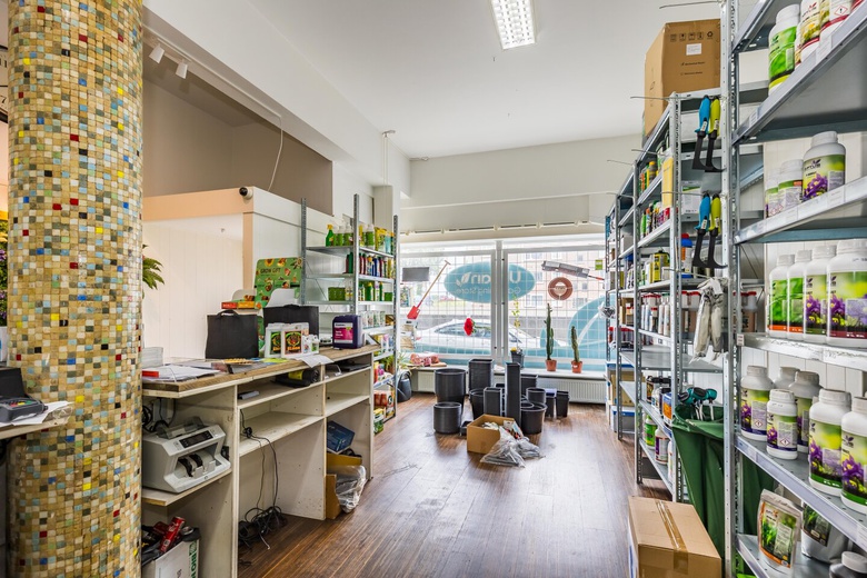 WinkelruimteaanPleinweg 240<br/> inRotterdam