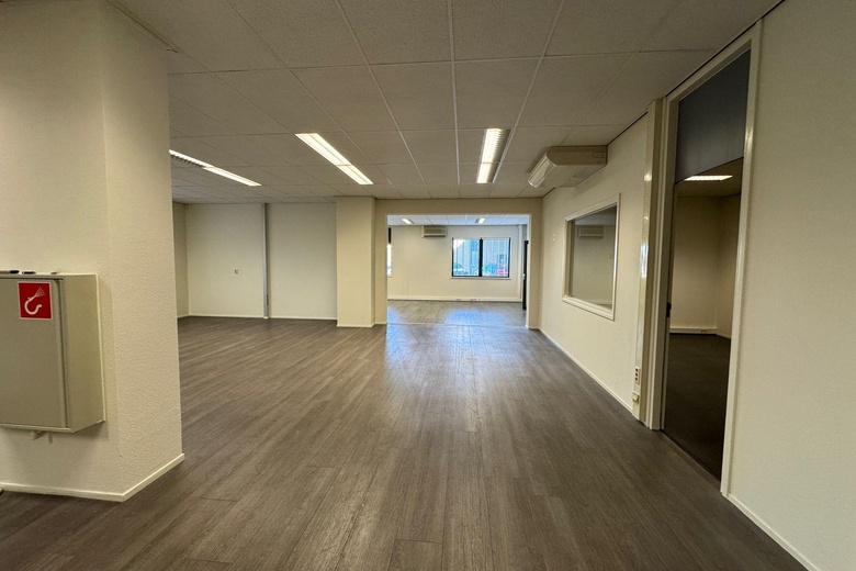 KantoorruimteaanRietveldenweg 41 B<br/> inDen Bosch KantoorruimteaanRietveldenweg 41 B<br/> inDen Bosch
