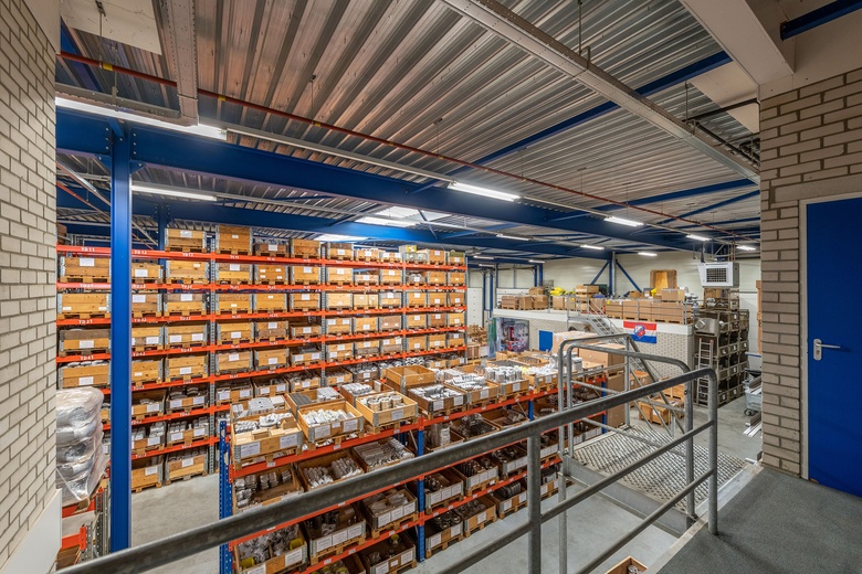 BedrijfsruimteaanVierlinghstraat 10<br/> inWerkendam BedrijfsruimteaanVierlinghstraat 10<br/> inWerkendam