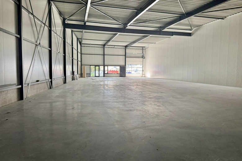 BedrijfsruimteaanIJsselstraat 48<br/> inOss BedrijfsruimteaanIJsselstraat 48<br/> inOss