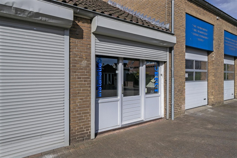 BedrijfsruimteaanDorpsstraat 56<br/> inOssendrecht BedrijfsruimteaanDorpsstraat 56<br/> inOssendrecht