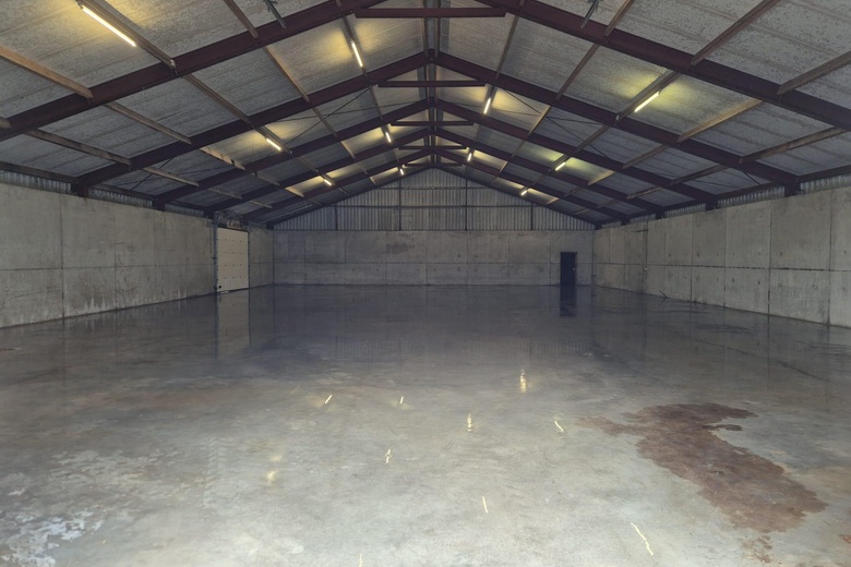 BedrijfsruimteaanBroek 4 A<br/> inWanroij BedrijfsruimteaanBroek 4 A<br/> inWanroij