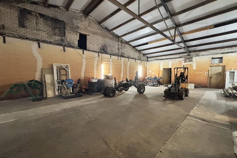 BedrijfsruimteaanBientjesweg 7<br/> inOspel