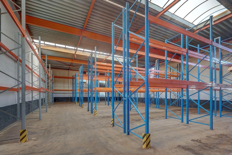 BedrijfsruimteaanHaarlemmerstraatweg 159<br/> inHalfweg