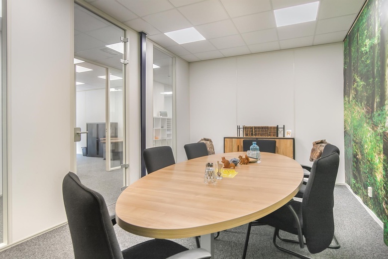 KantoorruimteaanHuis ter Heideweg 24 - 28<br/> inZeist