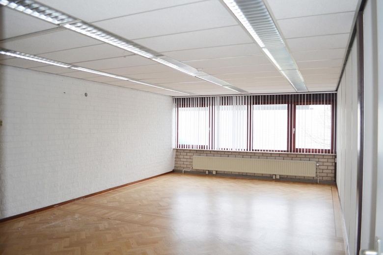 BedrijfsruimteaanScherpdeel 5<br/> inRoosendaal BedrijfsruimteaanScherpdeel 5<br/> inRoosendaal