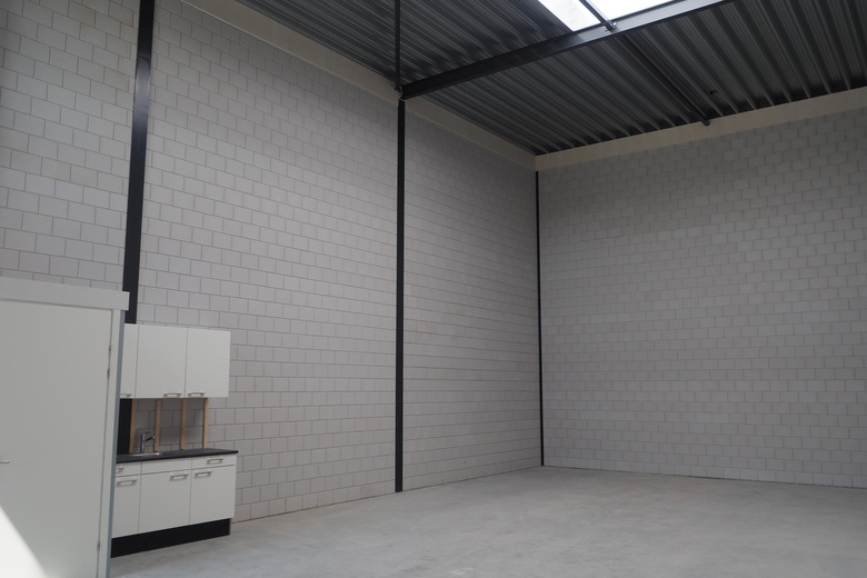 BedrijfsruimteaanIndustrieweg 4 j<br/> inElst