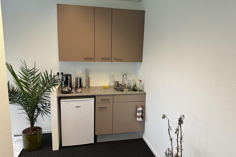 KantoorruimteaanA. van Leeuwenhoekweg 38 B 14<br/> inAlphen aan den Rijn