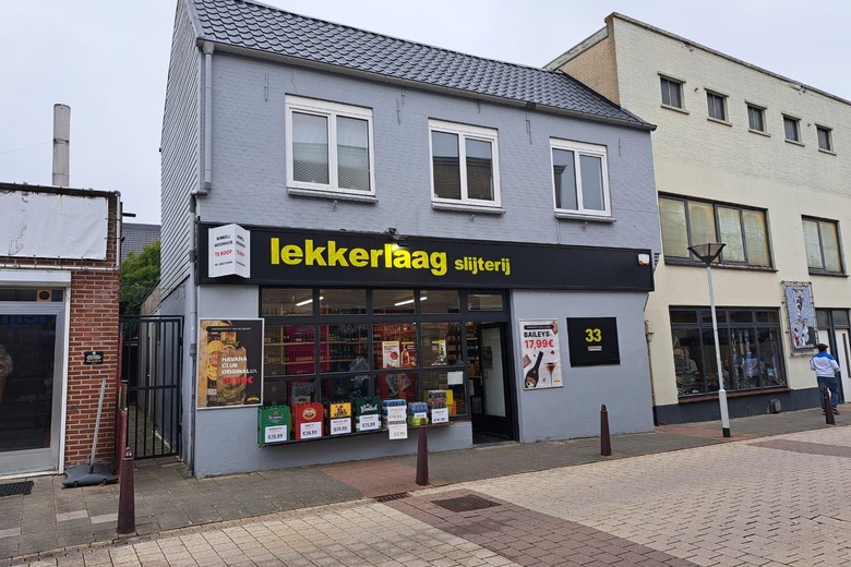 WinkelruimteaanGentsevaartstraat 33<br/> inAxel