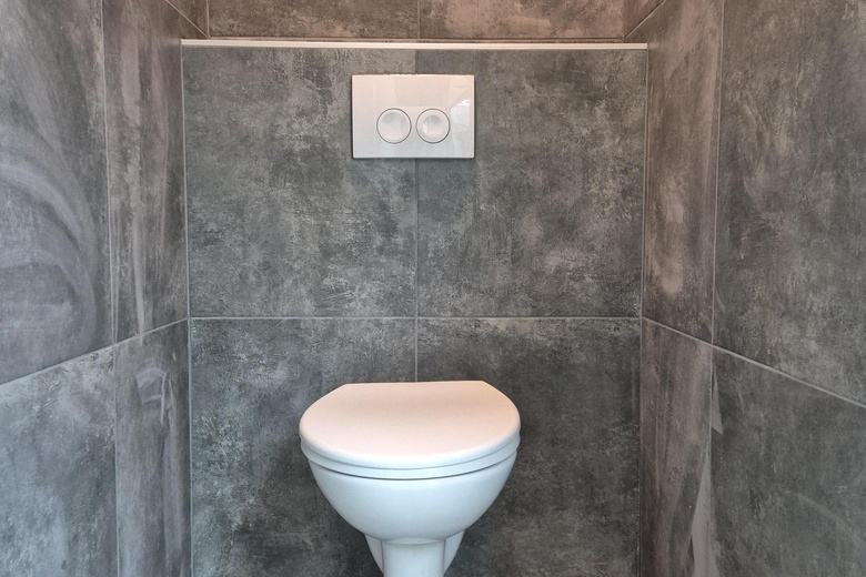 BedrijfsruimteaanIndustrieweg 11 02<br/> inVuren