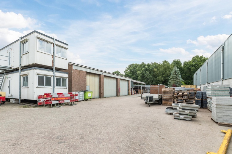 BedrijfsruimteaanAmbachtsweg 1<br/> inLeusden BedrijfsruimteaanAmbachtsweg 1<br/> inLeusden