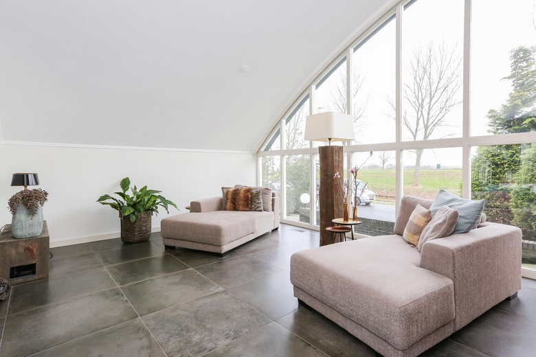 BedrijfsruimteaanKadijk 4<br/> inLemmer BedrijfsruimteaanKadijk 4<br/> inLemmer