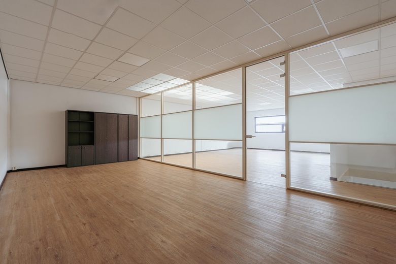 BedrijfsruimteaanHandelsweg 31<br/> inUithoorn