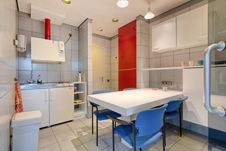 BedrijfsruimteaanPieter Zeemanweg 97<br/> inDordrecht BedrijfsruimteaanPieter Zeemanweg 97<br/> inDordrecht