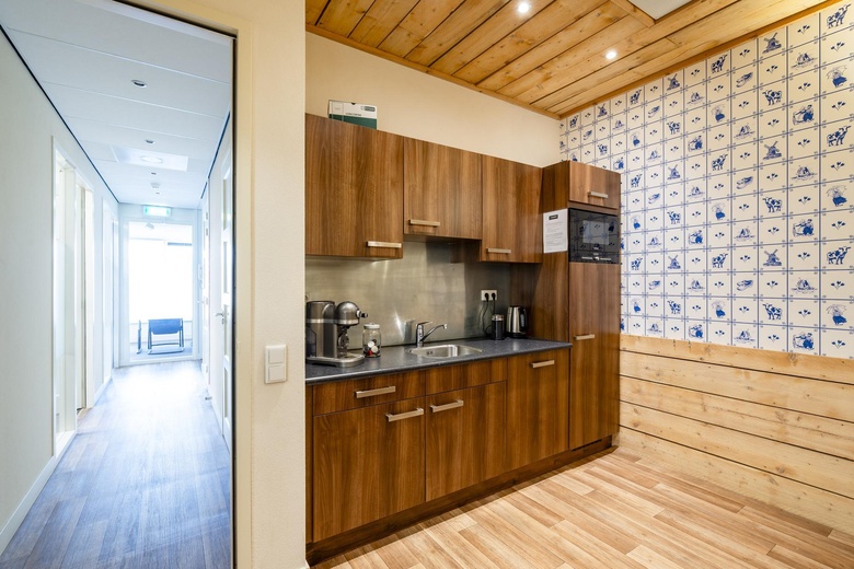 BedrijfsruimteaanAmbachtsweg 52 b<br/> inHuizen