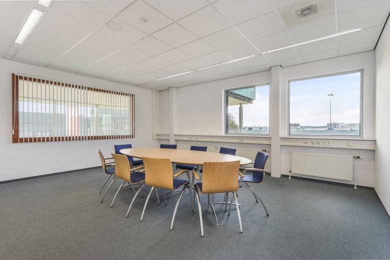 KantoorruimteaanBusiness Park Stein 194<br/> inElsloo KantoorruimteaanBusiness Park Stein 194<br/> inElsloo