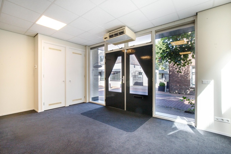 Winkelruimte Zevenhuizen - Dorpsstraat 71 - Foto 8
