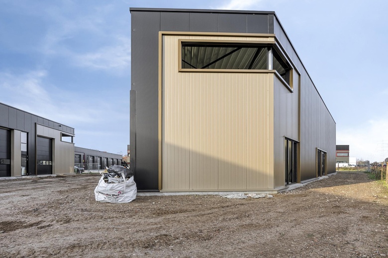 BedrijfsruimteaanHoltmede 18 a<br/> inZutphen