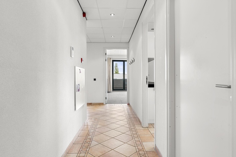 KantoorruimteaanNeonstraat 20<br/> inEde KantoorruimteaanNeonstraat 20<br/> inEde