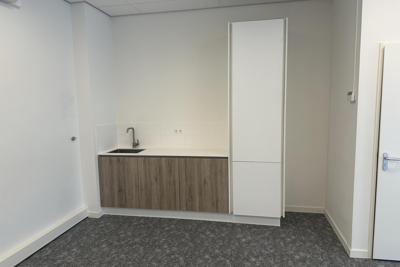 KantoorruimteaanA. van Leeuwenhoekweg 38 A 6<br/> inAlphen aan den Rijn